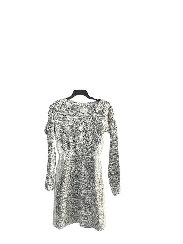 Dress Sweater By Saturday/sunday In Grey, Size: Xs