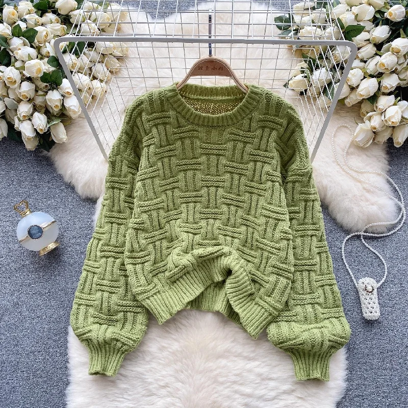 sweater for women casual fashionable round neck knitted top     S4541