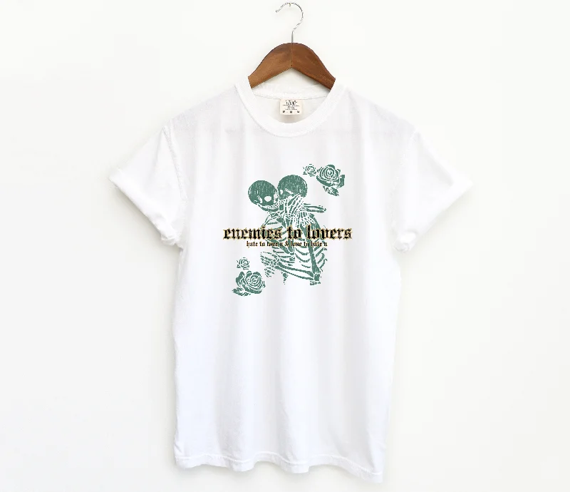 enemies to lovers t-shirt in white