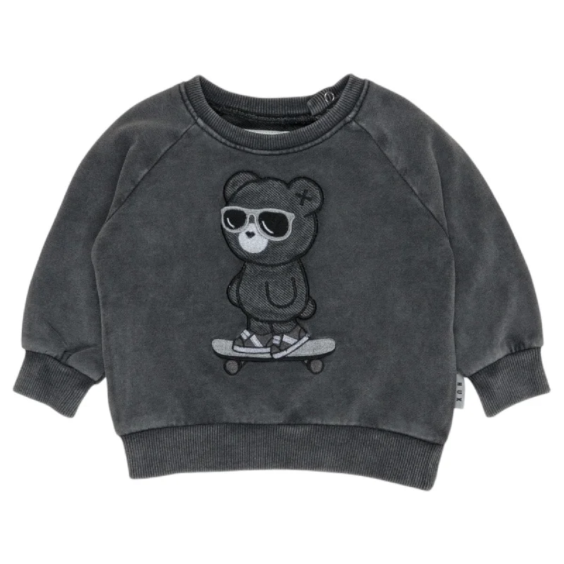 SKATER BEAR SWEATSHIRT