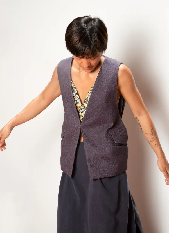 Piece of Vein One-Button Vest w/ Tie in Charcoal Grey / Size S, L