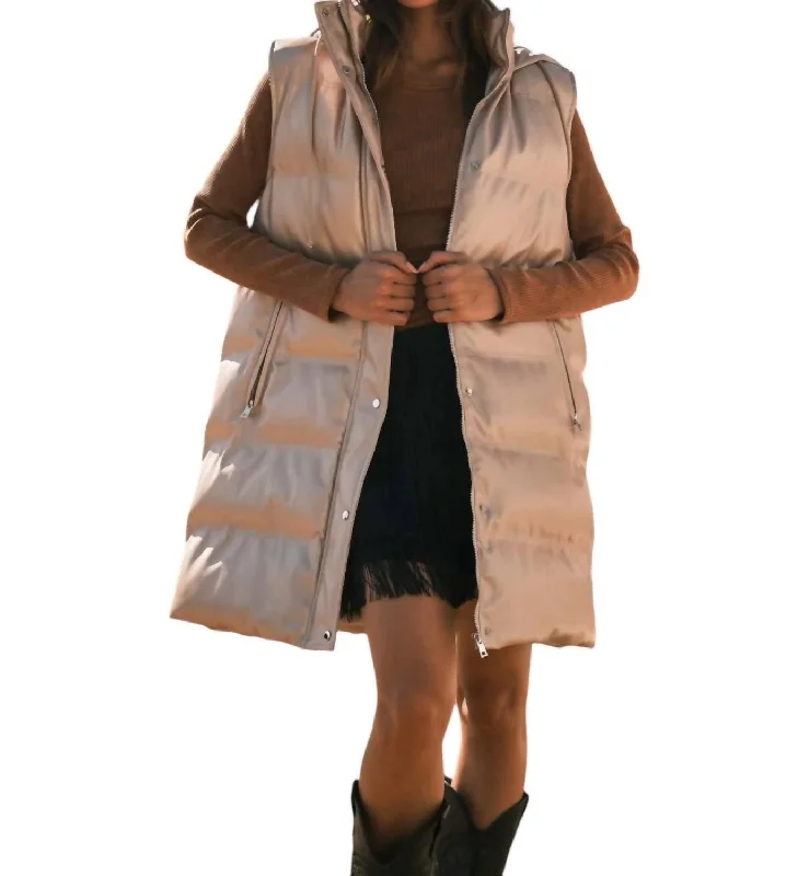 Oh My Puffer Duster Vest In Ivory